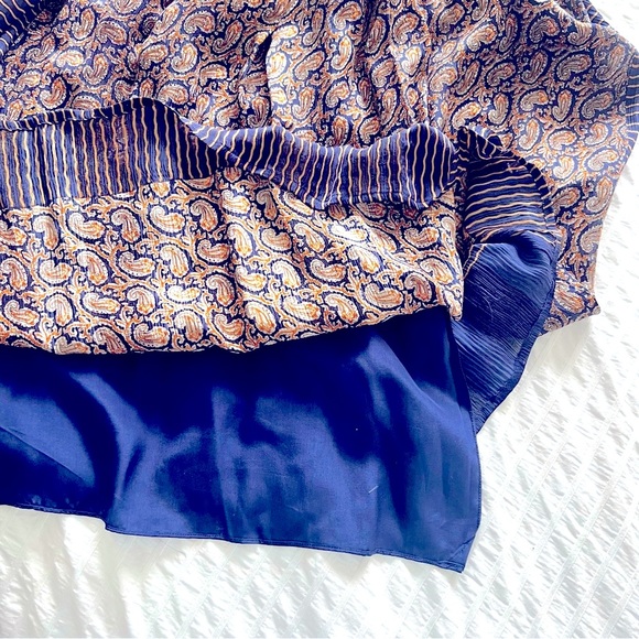 Mid length skirt, size 6, Paisley print and Stripes - Picture 4 of 6